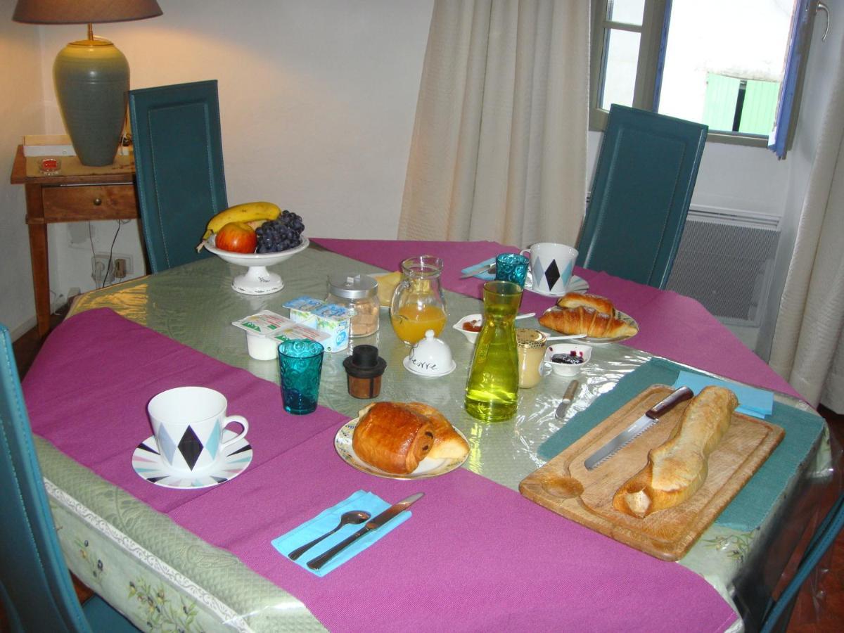 La Maison Bleue Sault-de-Vaucluse Εξωτερικό φωτογραφία